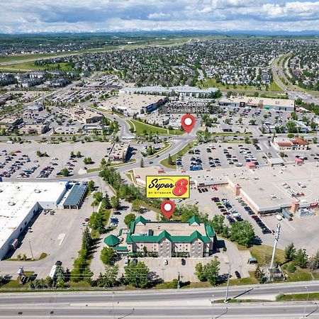Hotel Super 8 By Wyndham Calgary Shawnessy Area Exterior foto