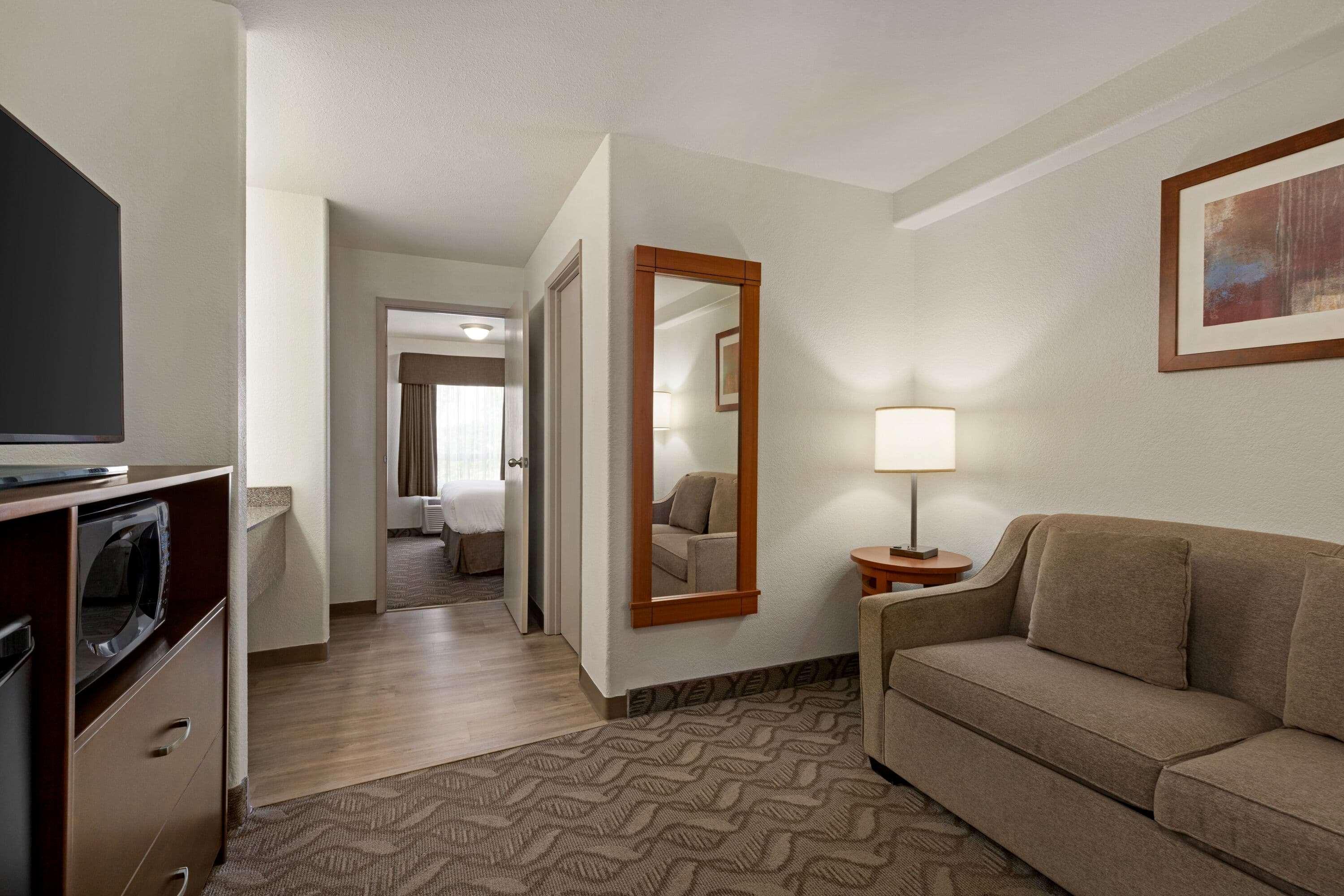 Hotel Super 8 By Wyndham Calgary Shawnessy Area Exterior foto