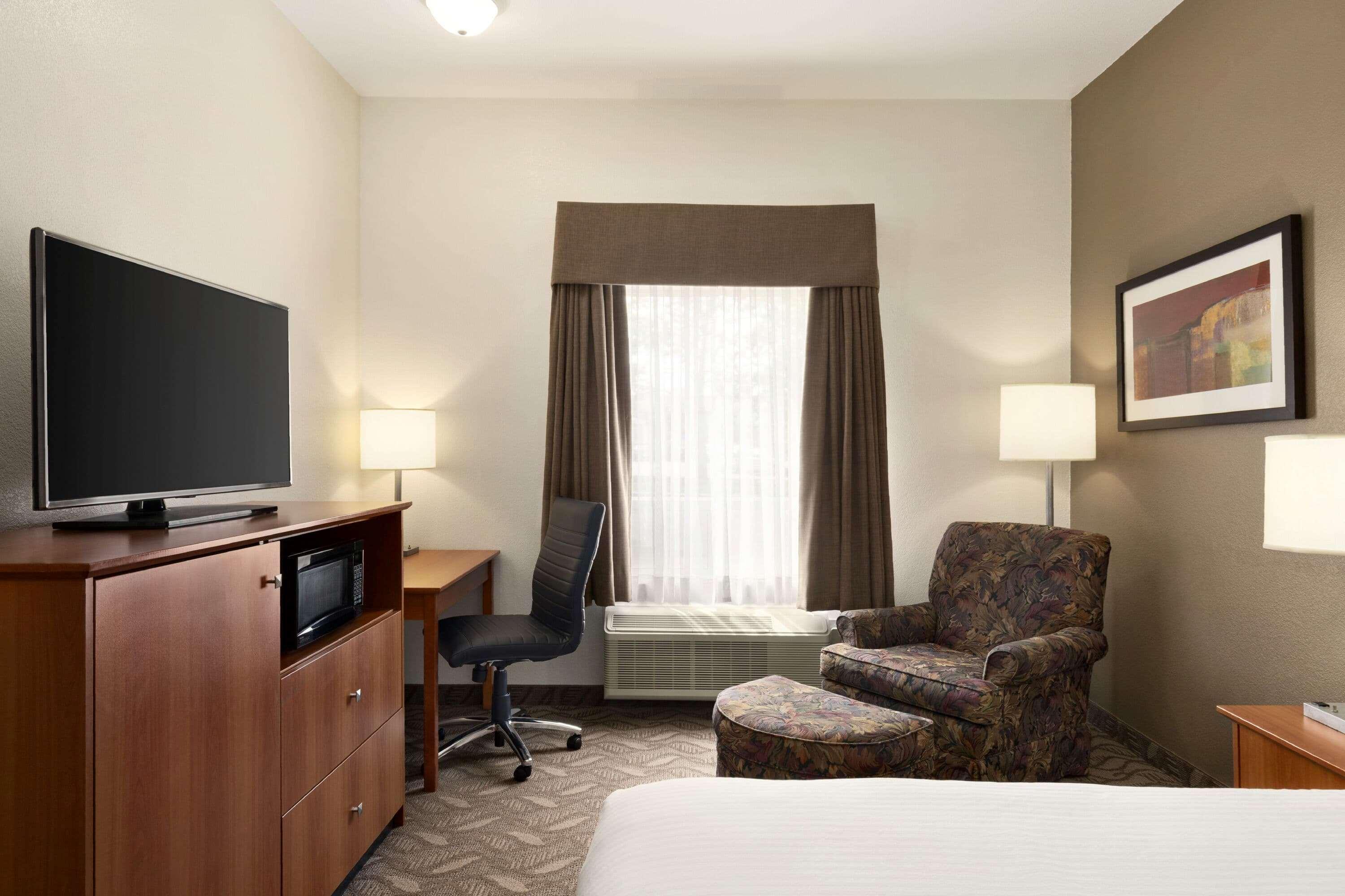 Hotel Super 8 By Wyndham Calgary Shawnessy Area Exterior foto