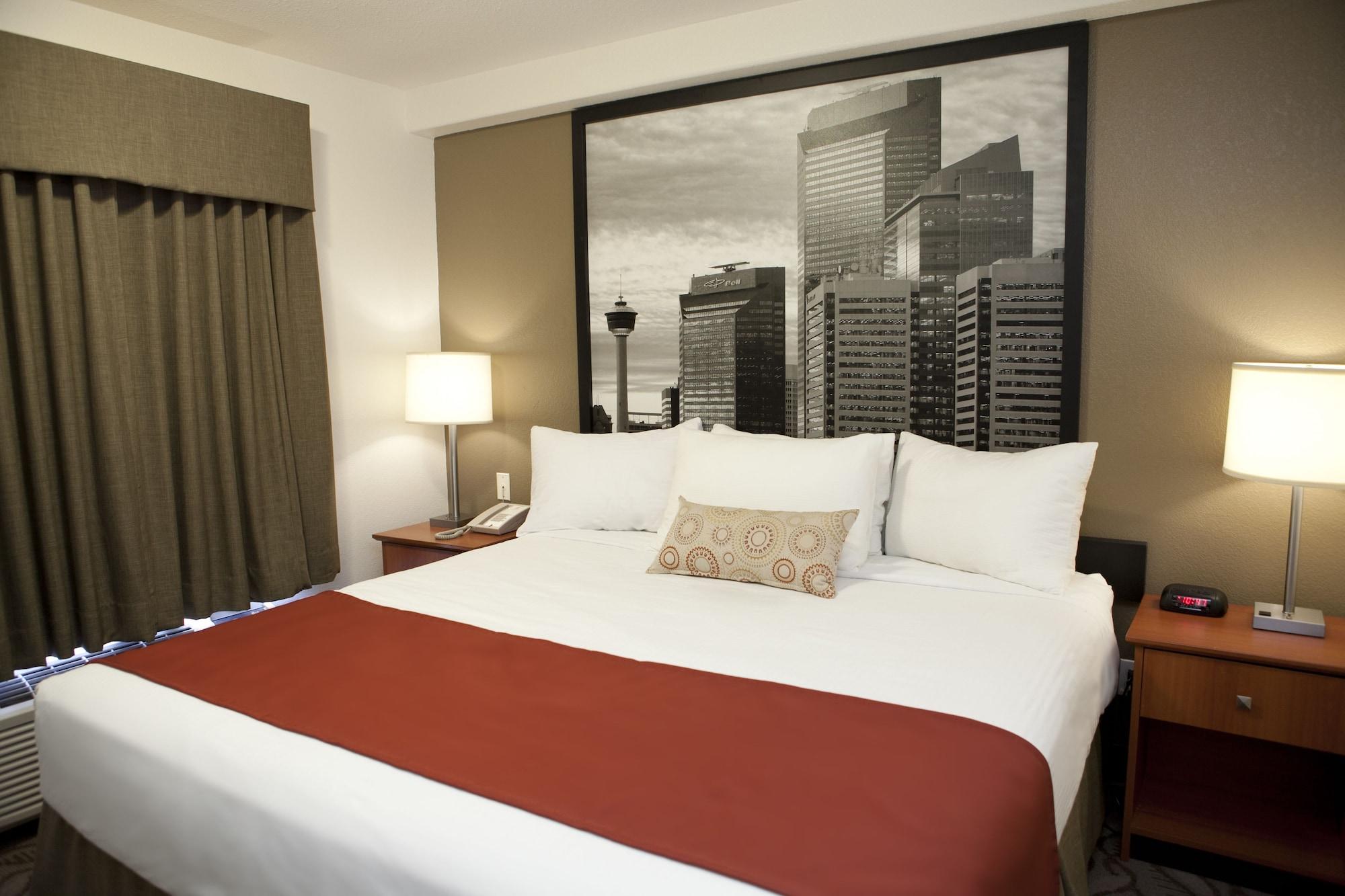 Hotel Super 8 By Wyndham Calgary Shawnessy Area Exterior foto